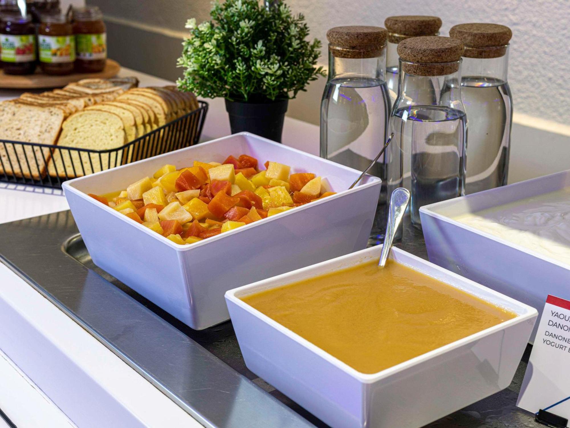 Ibis Budget Versailles Chateau Saint Cyr L'Ecole Экстерьер фото
