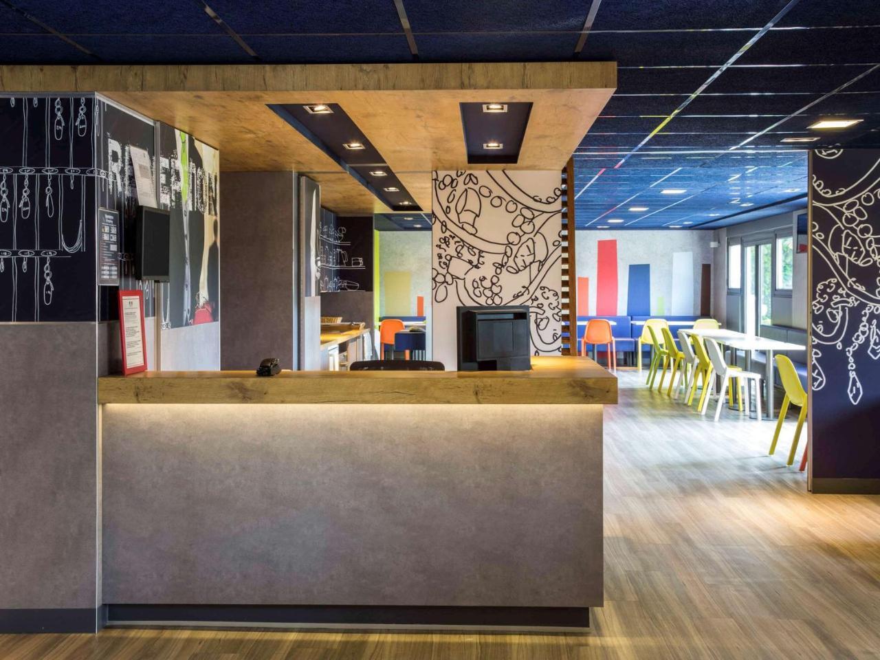 Ibis Budget Versailles Chateau Saint Cyr L'Ecole Экстерьер фото