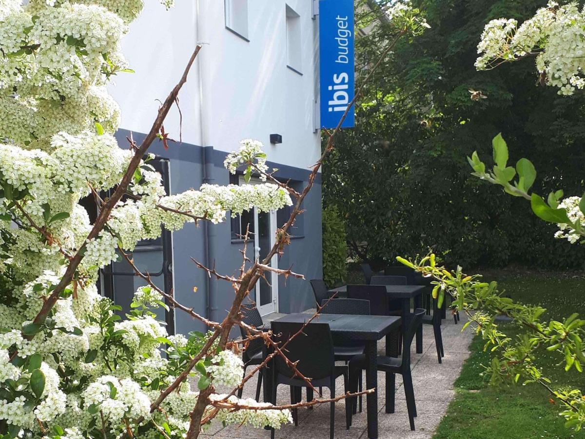 Ibis Budget Versailles Chateau Saint Cyr L'Ecole Экстерьер фото